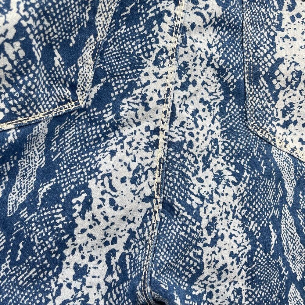 Fashion Nova Valentina High Rise Snake Print Flare Jeans Blue Wash Size 20 - Picture 14 of 16